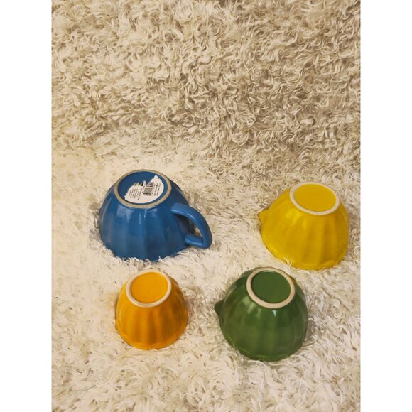 Set of Colorful Ceramic Nesting Measuring Cups - Picture 4 of 6
